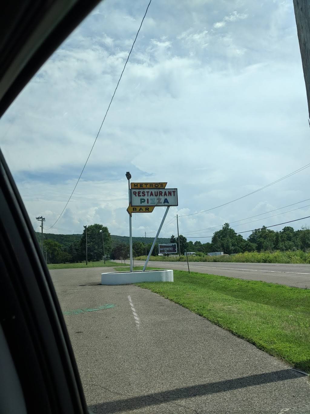 Metros | restaurant | NY-96, Owego, NY 13827, USA | 6076873080 OR +1 607-687-3080