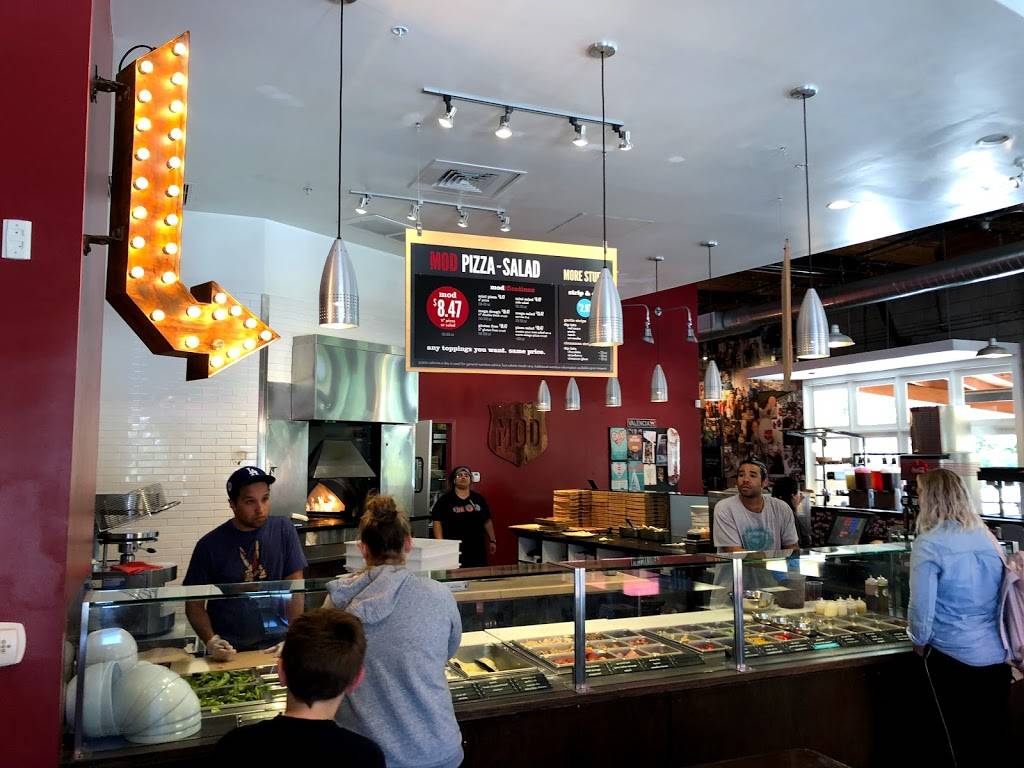 MOD Pizza | restaurant | 25910 The Old Rd Suite B1, Stevenson Ranch, CA 91381, USA | 6612881590 OR +1 661-288-1590