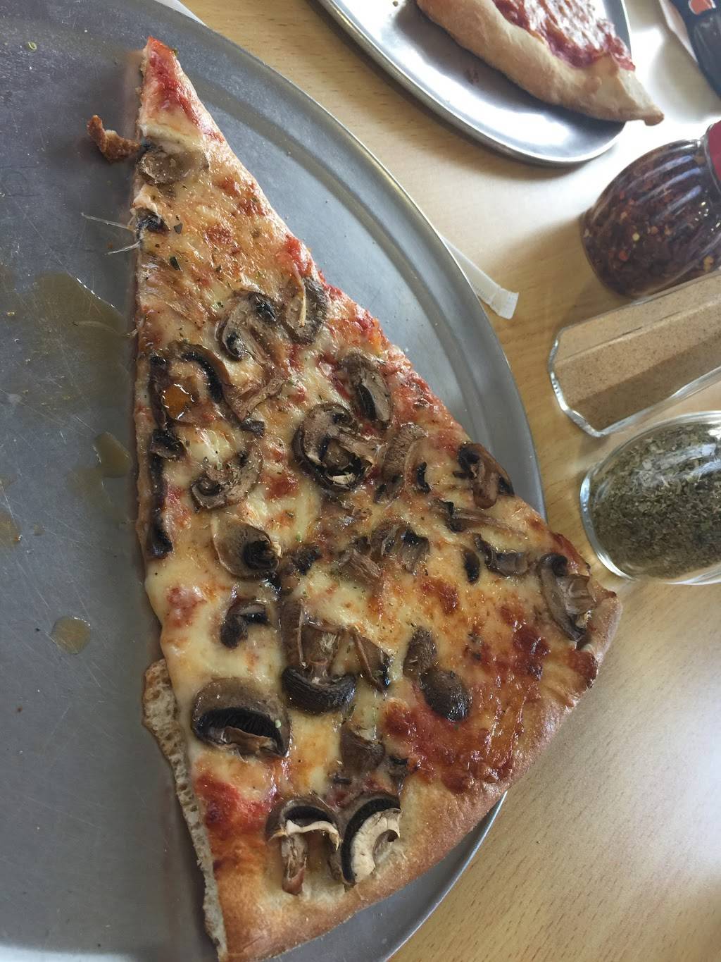 Dominicks Pizzeria | restaurant | 2601 E Hurley Pond Rd, Wall Township, NJ 07719, USA | 7322809255 OR +1 732-280-9255