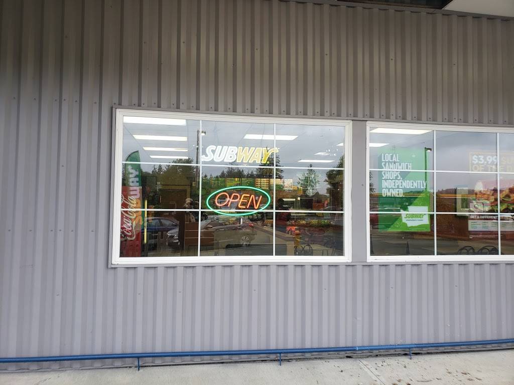 Subway | restaurant | Marketplace, Everybodys Supermarket, 702 Willapa Pl Way, Raymond, WA 98577, USA | 3609425400 OR +1 360-942-5400