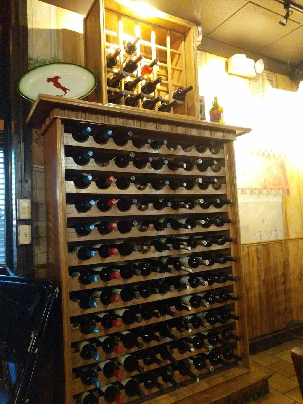 Tuccis | restaurant | 1560 IL-50, Bourbonnais, IL 60914, USA | 8159291875 OR +1 815-929-1875