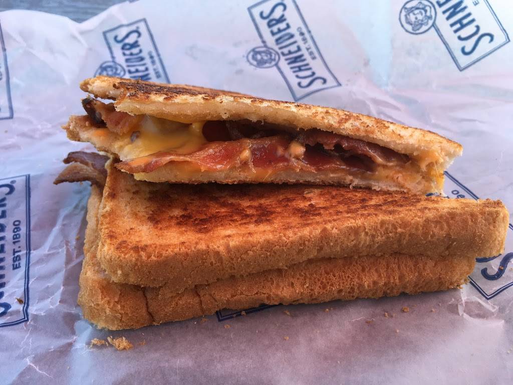 La Patate Á Hélène | restaurant | Saint-Jérôme, QC J7Z 5N1, Canada | 4505654221 OR +1 450-565-4221