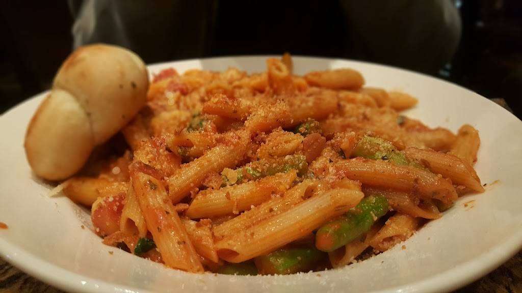 BJs Restaurant & Brewhouse | restaurant | 200 Main St, Huntington Beach, CA 92648, USA | 7143742224 OR +1 714-374-2224