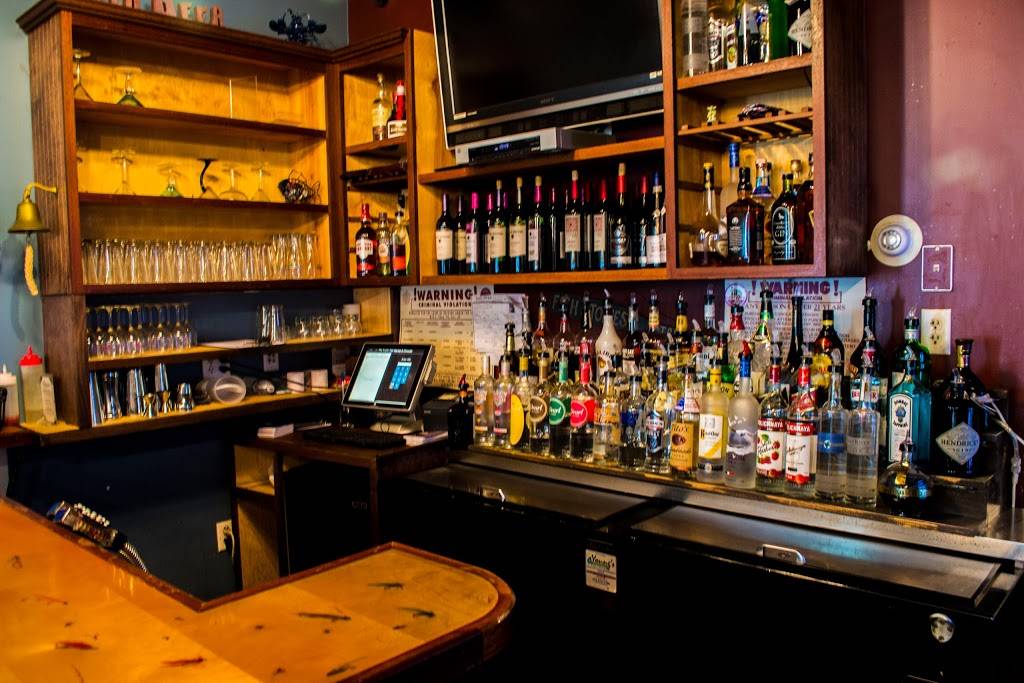 Angler Fish Market & Chowder | restaurant | 1 Village Square, Westminster, MA 01473, USA | 9788742202 OR +1 978-874-2202