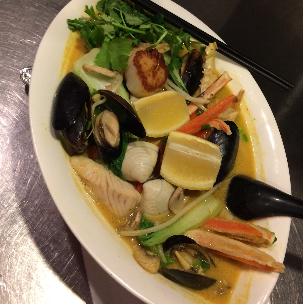 Fusions Restaurant | restaurant | 9 S Main St, Oberlin, OH 44074, USA | 4407747792 OR +1 440-774-7792