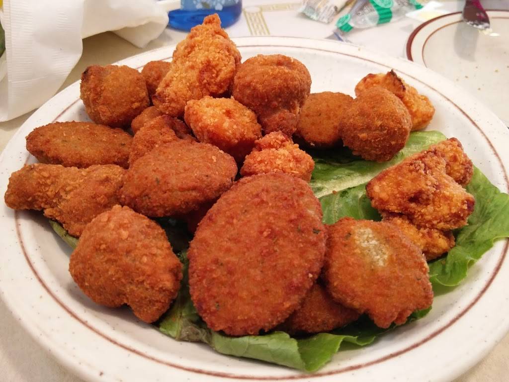 Family Restaurant | restaurant | 902 W Kimberly Rd, Davenport, IA 52806, USA | 5633861004 OR +1 563-386-1004