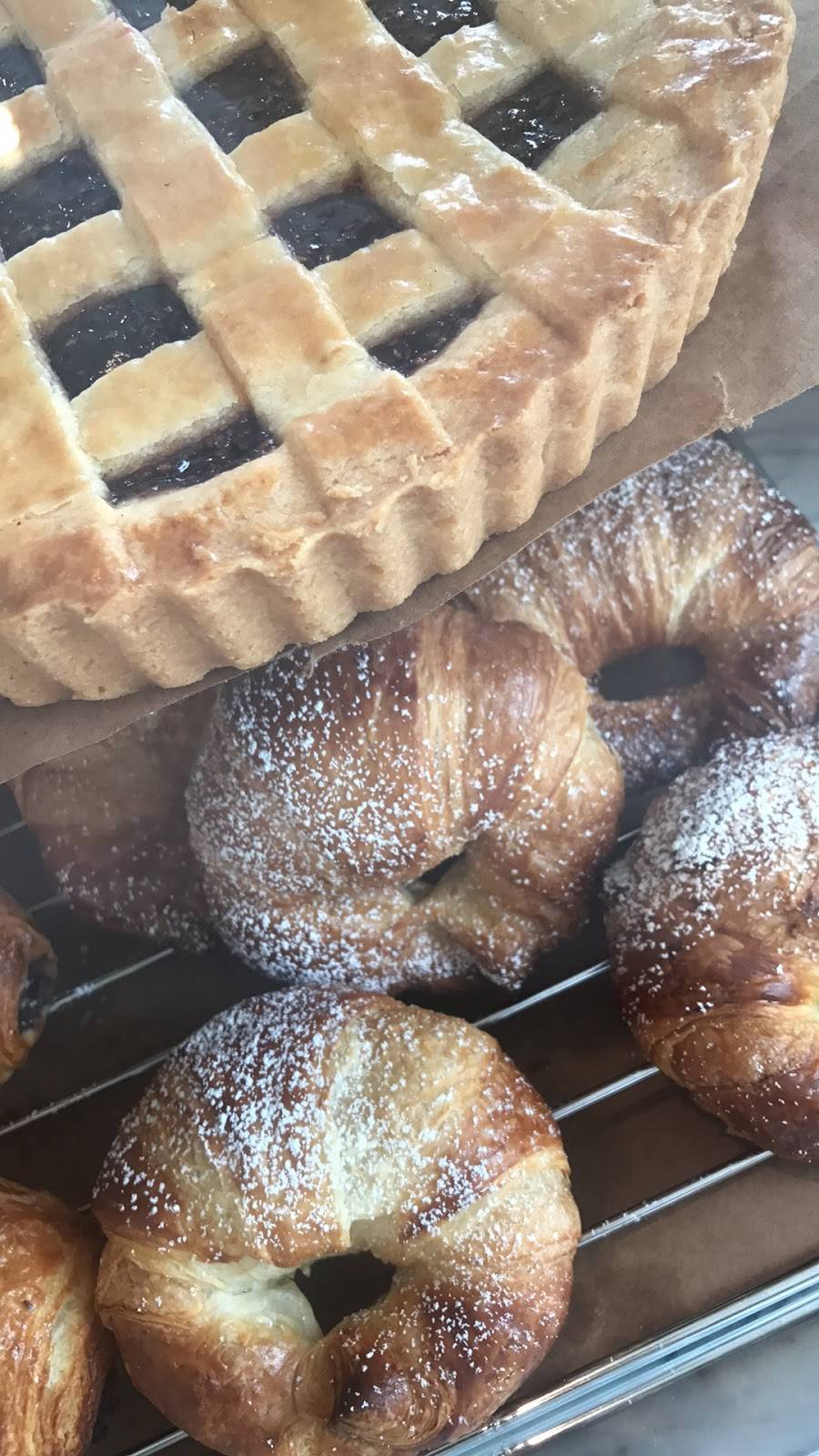 Prima Classe Italian Market & Cafe | restaurant | 842 1st St, Miami Beach, FL 33139, USA | 3057638431 OR +1 305-763-8431