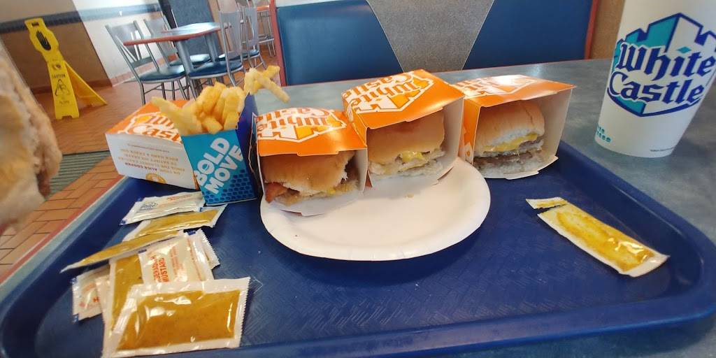 White Castle | restaurant | 105 Sheek Rd, Greenwood, IN 46143, USA | 3178871960 OR +1 317-887-1960