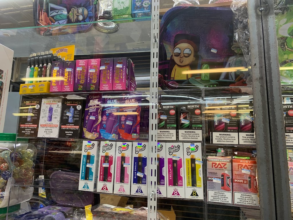 FLASH MART | meal takeaway | 2948 Chelsea Ave, Memphis, TN 38108, USA | 9014522658 OR +1 901-452-2658