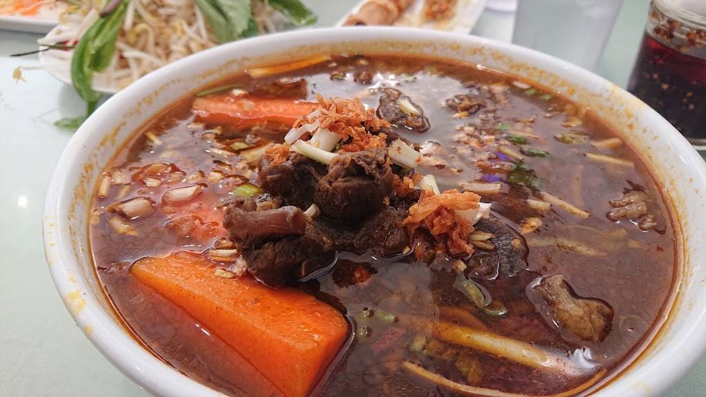 Kanata Noodle House | restaurant | 500 Hazeldean Rd, Kanata, ON K2L 2B5, Canada | 6138311121 OR +1 613-831-1121