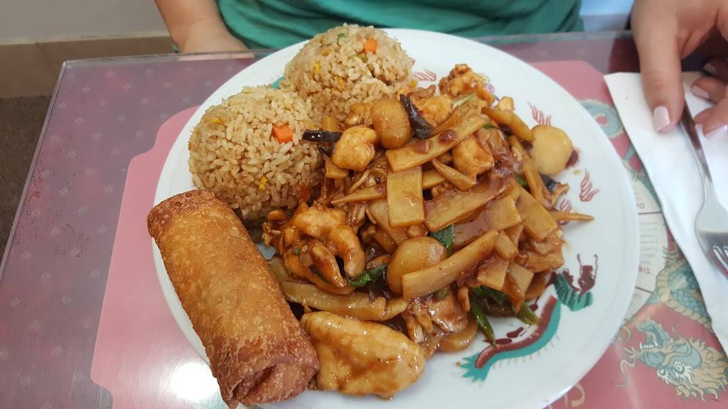 Chins Chinese Kitchen | restaurant | 5764 Evers Rd, San Antonio, TX 78238, USA | 2106811593 OR +1 210-681-1593