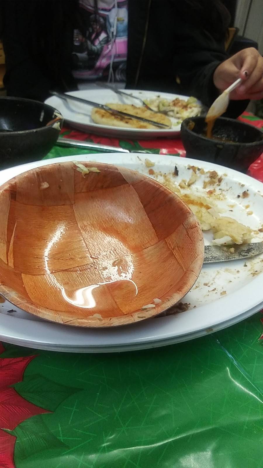 Pupuseria Gladys Restaurant | restaurant | 741 W Holt Blvd, Ontario, CA 91762, USA | 9093910444 OR +1 909-391-0444