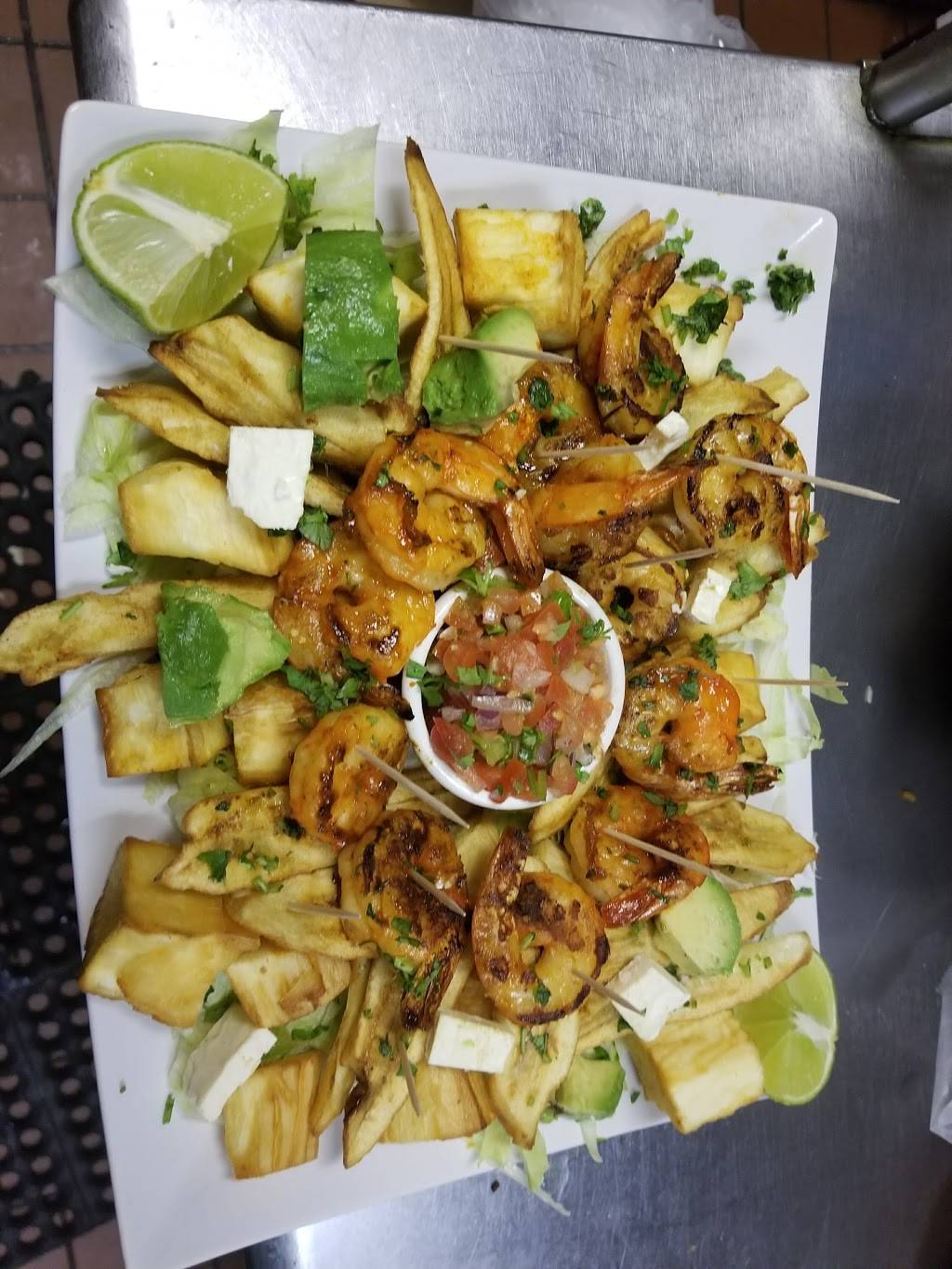 Lindas | restaurant | 71 Main St, Hempstead, NY 11550, USA | 5165656434 OR +1 516-565-6434