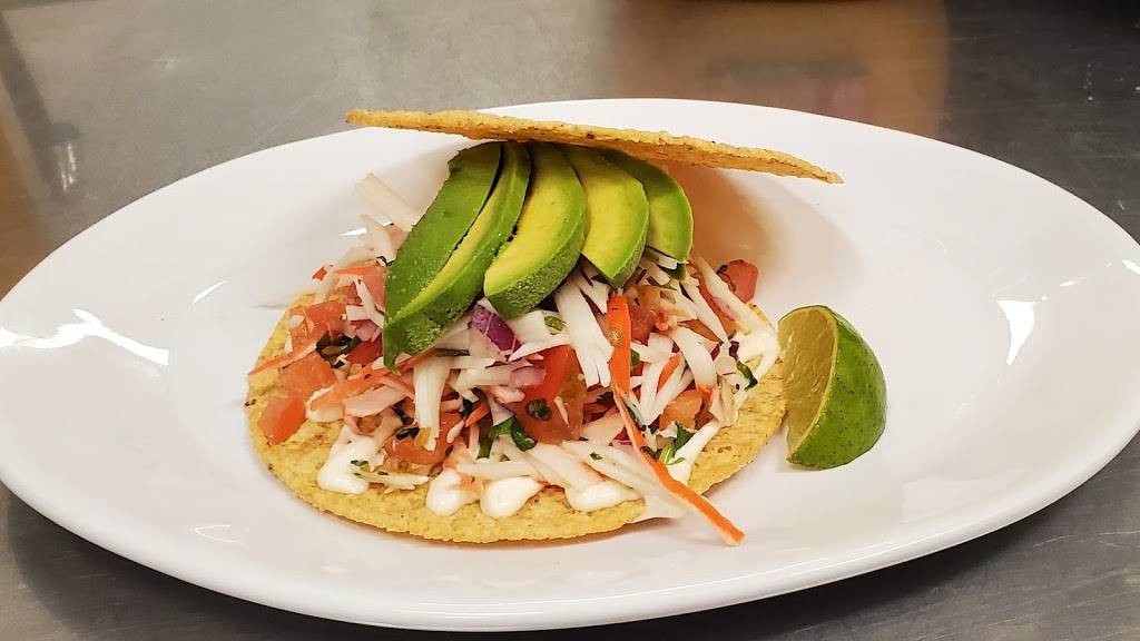 Vegas Burgers Breakfast & Seafood | restaurant | 598 W Holt Ave A, Pomona, CA 91768, USA | 9096223555 OR +1 909-622-3555