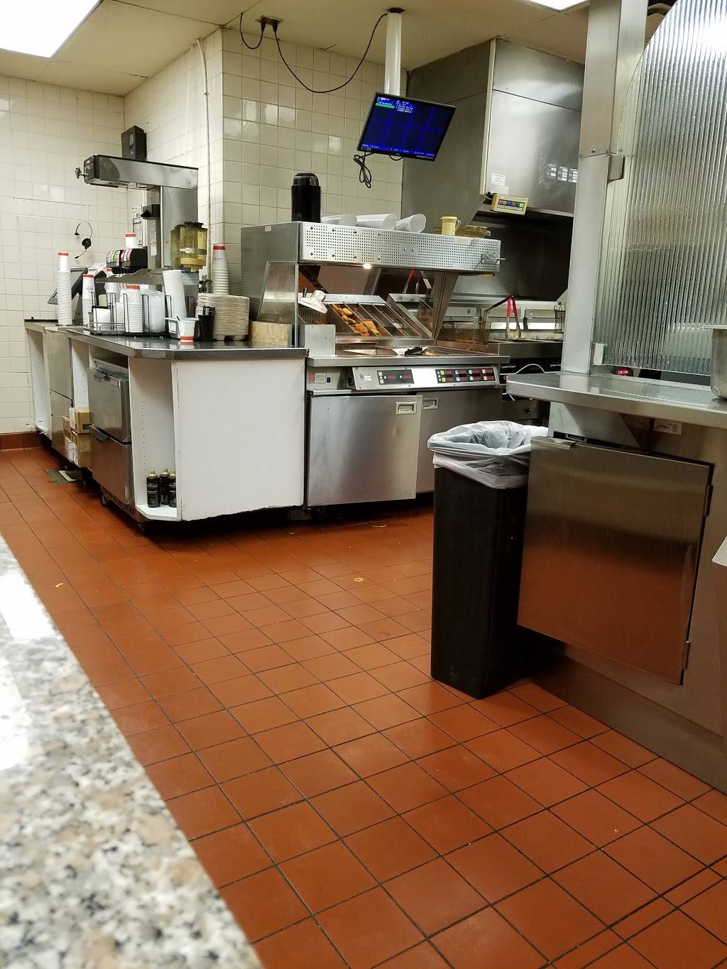 Arbys | meal takeaway | 15065 Edgewood Dr N, Baxter, MN 56425, USA | 2188258494 OR +1 218-825-8494