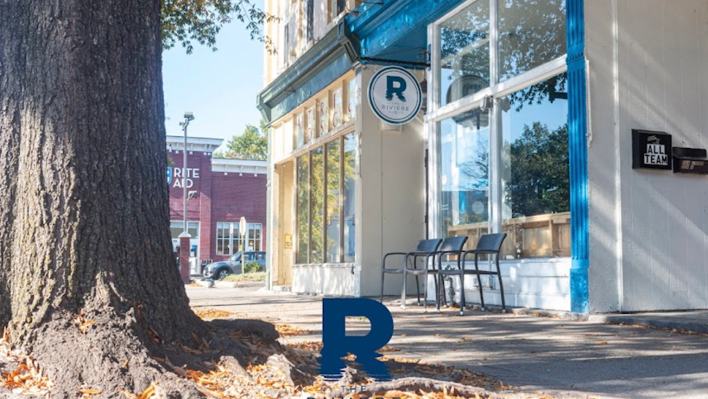 The Riviere ( The Honey Drizzle ) | restaurant | 506 W Broad St, Richmond, VA 23220, USA | 8044473903 OR +1 804-447-3903