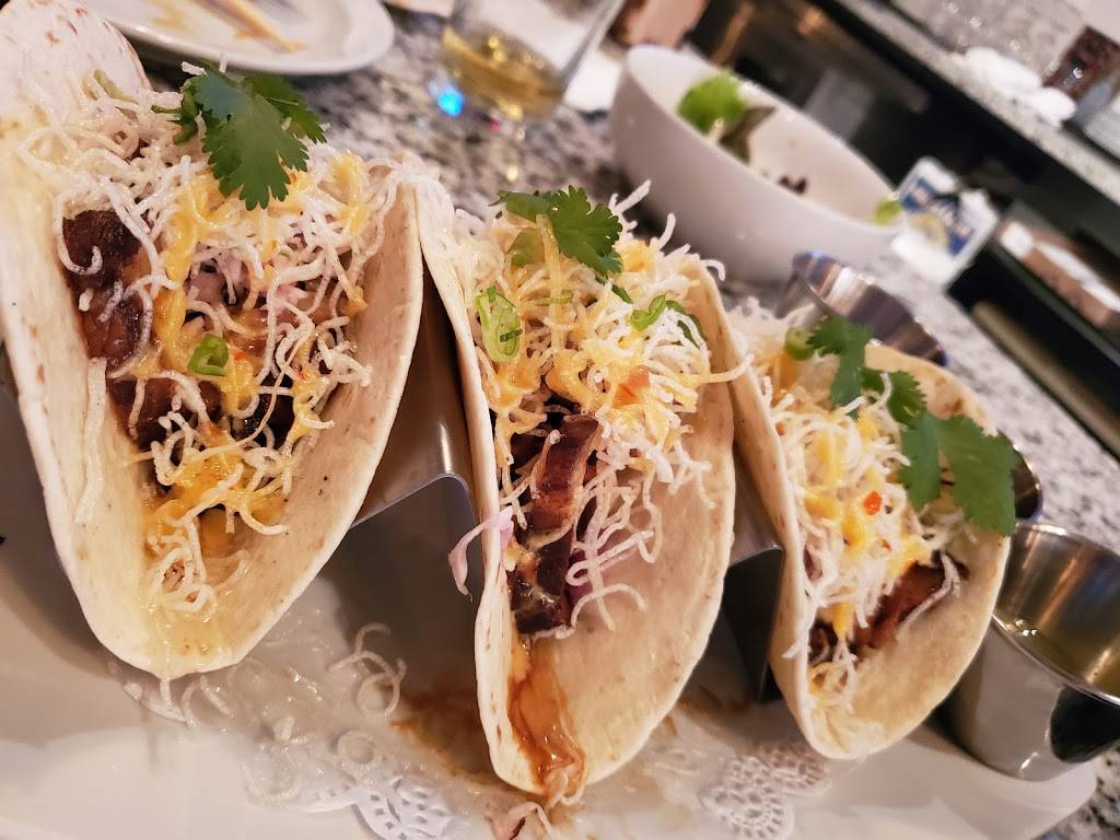 Nosh Restaurant & Bar | restaurant | 3800 N Atlantic Ave Ste. 6, Cocoa Beach, FL 32931, USA | 3214502323 OR +1 321-450-2323