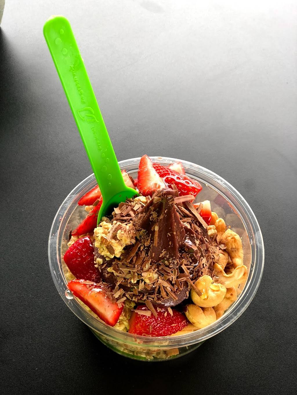 Berry Divine Acai Bowls | restaurant | 960 N Scottsdale Rd #101, Tempe, AZ 85281, USA | 4809670942 OR +1 480-967-0942