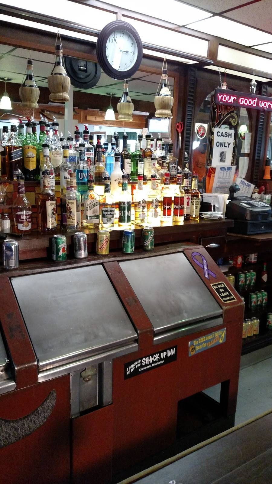 Linwood Hotel | restaurant | 115 W Center St, Linwood, MI 48634, USA | 9896973041 OR +1 989-697-3041