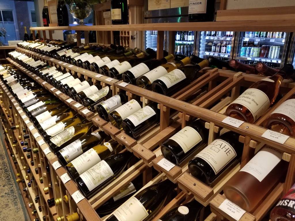 SixtyFour - Wine Bar & Kitchen | restaurant | 123 Water St #105a, Naperville, IL 60540, USA | 6307806464 OR +1 630-780-6464