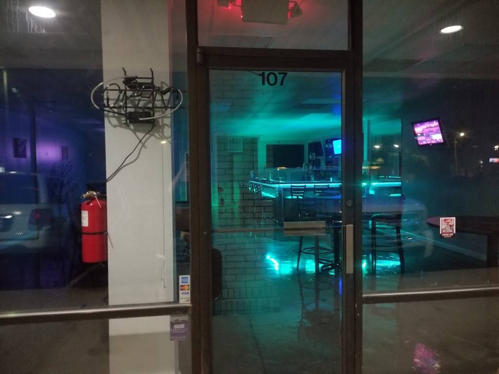 BZ Taps & Grinders | restaurant | 640 Merrimon Ave, Asheville, NC 28804, USA | 8285054419 OR +1 828-505-4419