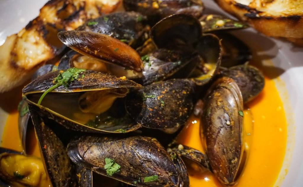 Coriander | restaurant | 1 Washington St, Middlebury, VT 05753, USA | 8024588134 OR +1 802-458-8134