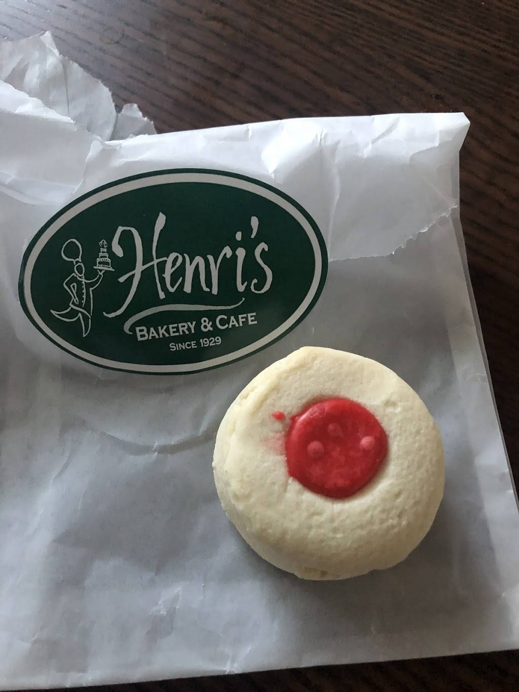 Henris Bakery & Deli | restaurant | 68 North Marietta Pkwy NE, Marietta, GA 30060, USA | 7703130172 OR +1 770-313-0172