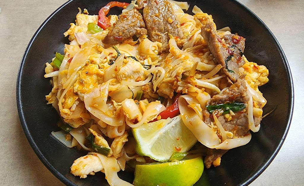 Lulus Thai Noodle Shop | restaurant | 2030 Central St, Kansas City, MO 64108, USA | 8164748424 OR +1 816-474-8424