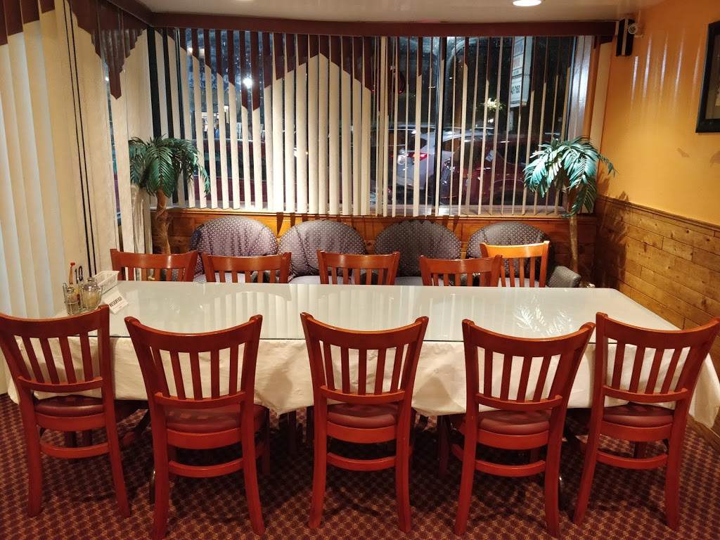 Hyderabad House Family Dining | restaurant | 2226 W Devon Ave, Chicago, IL 60659, USA | 7733385566 OR +1 773-338-5566