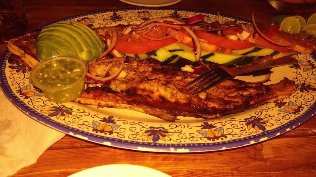 Marisco Las Islitas | restaurant | 14867 Vanowen St, Van Nuys, CA 91405, USA | 8189020644 OR +1 818-902-0644