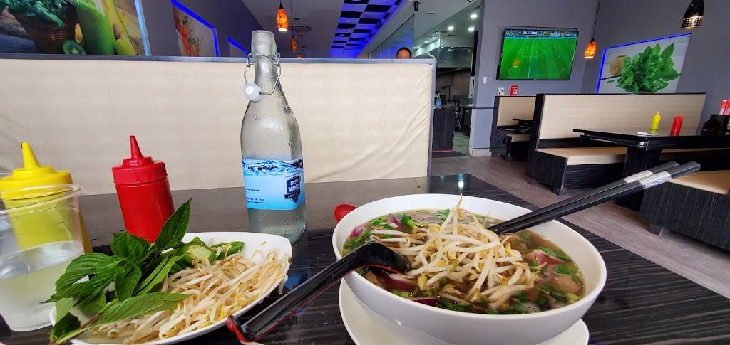 Pho Cowboys | restaurant | 810 N Central Expy #116, Plano, TX 75074, USA | 9724231887 OR +1 972-423-1887