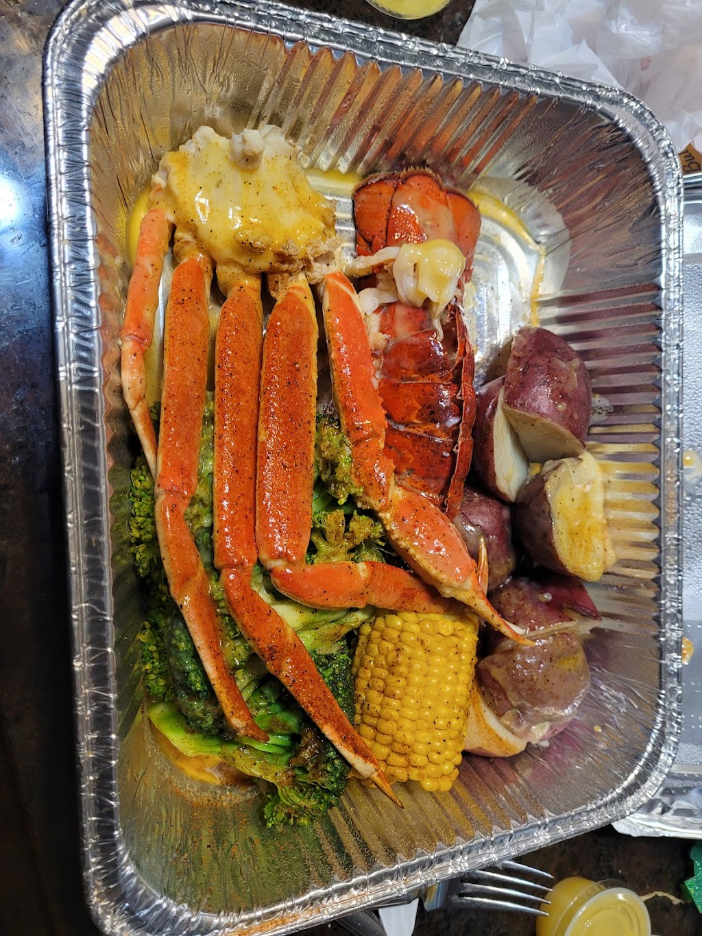 Fishermans Island | meal takeaway | 17033 Torrence Ave, Lansing, IL 60438, USA | 7082515990 OR +1 708-251-5990