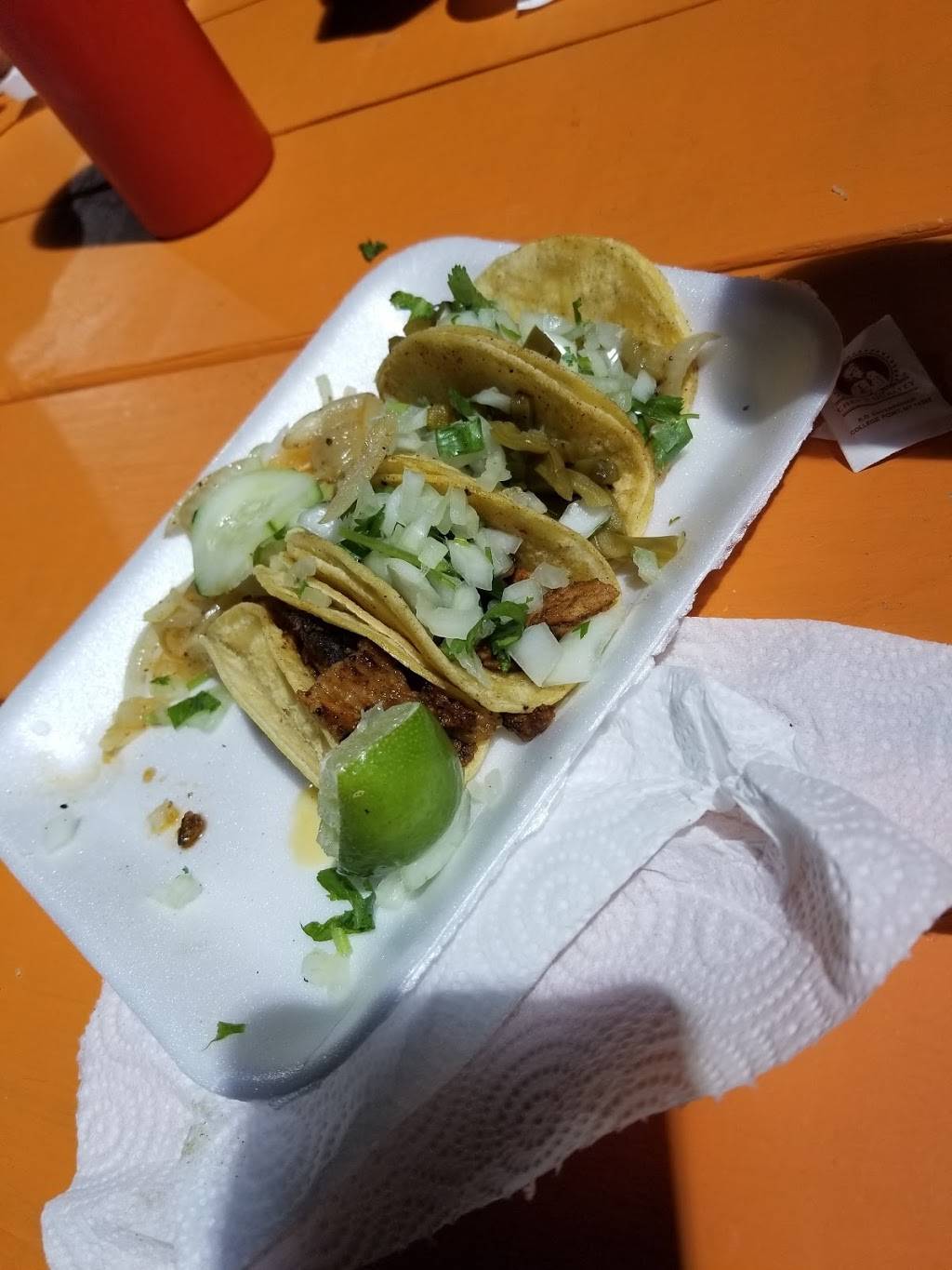 Tacos de trompo los güeros | restaurant | 3311, 7355 S Texas 6, Houston, TX 77083, USA | 8327277557 OR +1 832-727-7557