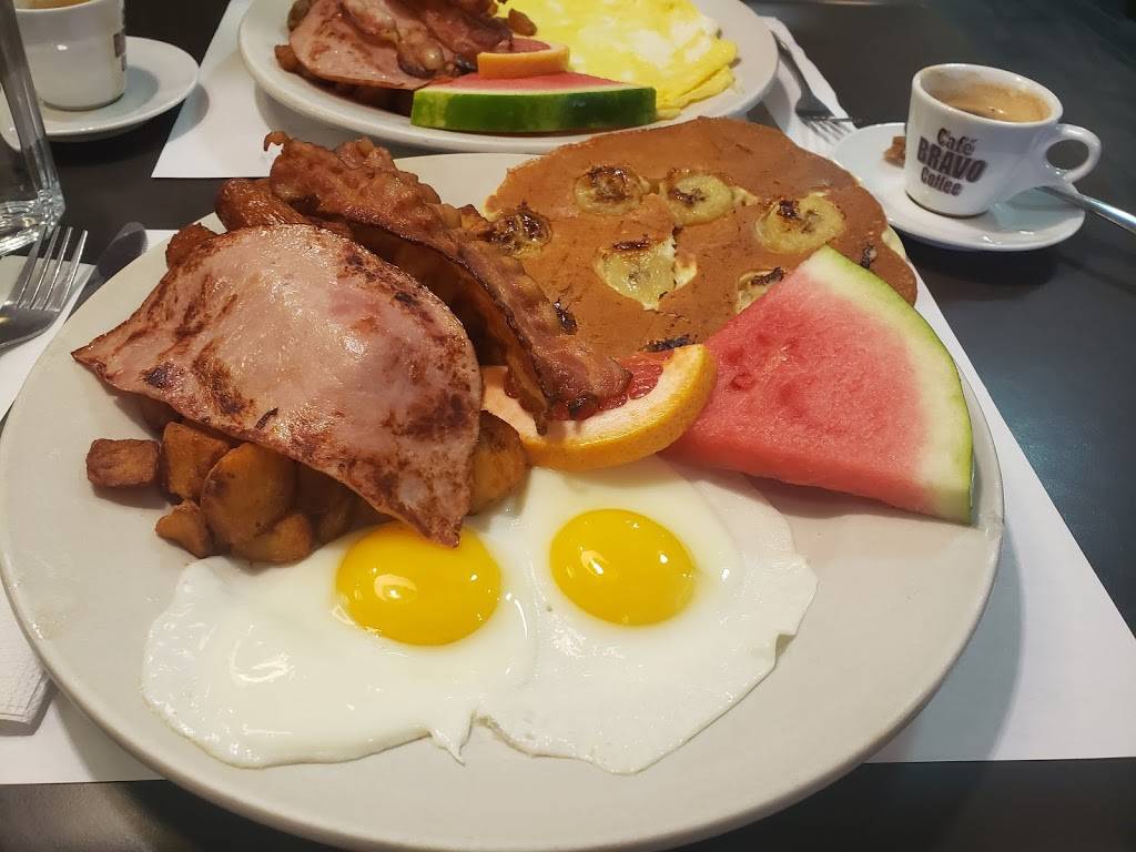 Le Quartier du Déjeuner | restaurant | 1858c Boulevard des Sources, Pointe-Claire, QC H9R 5B1, Canada | 5146971111 OR +1 514-697-1111