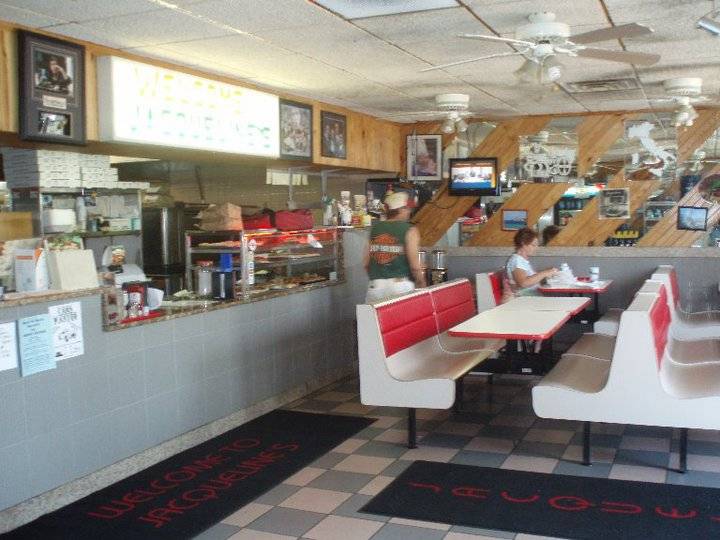 Jacquelines Pizza & Pasta | restaurant | 108 Broadway, Gloucester City, NJ 08030, USA | 8567425522 OR +1 856-742-5522