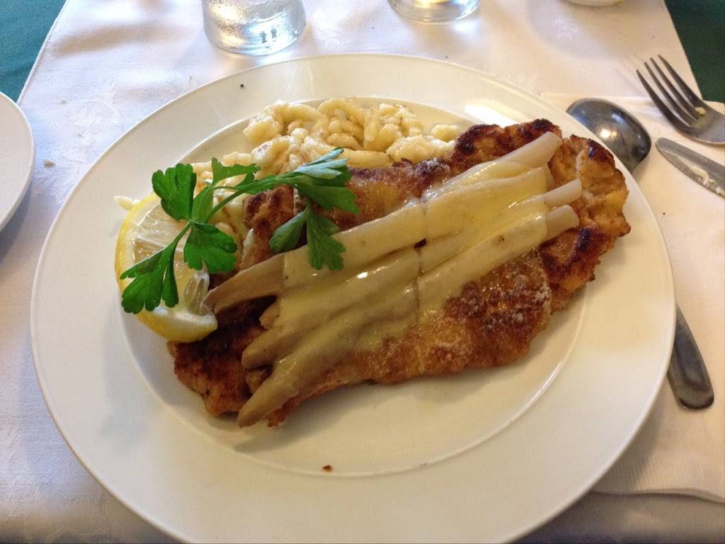 The Matterhorn Restaurant | restaurant | 95 King St W, Cobourg, ON K9A 2M4, Canada | 9053725231 OR +1 905-372-5231