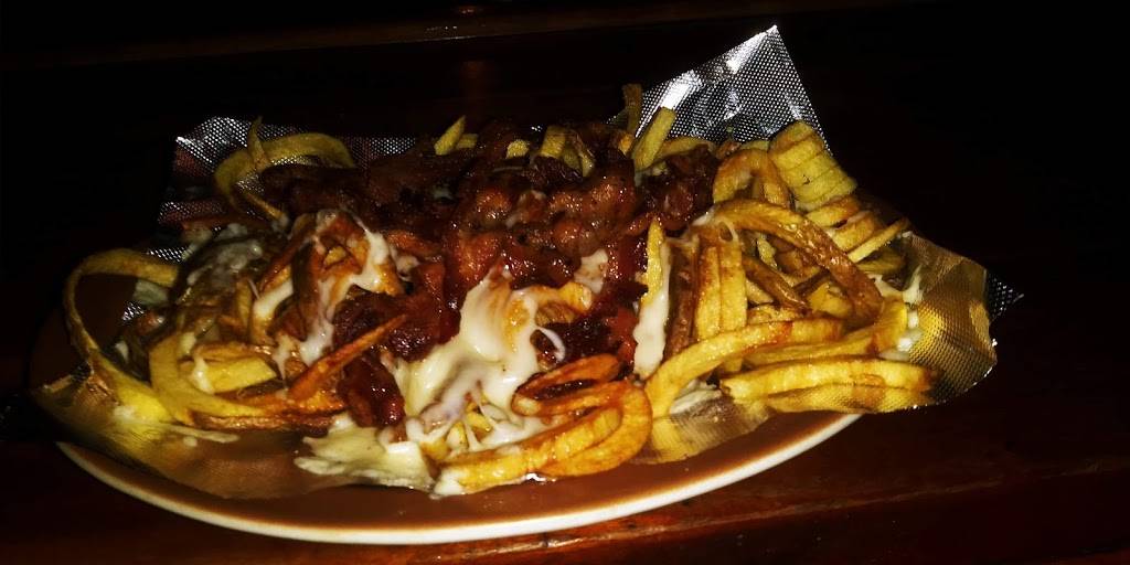 Hardys | restaurant | 51 N Main St, Delevan, NY 14042, USA | 7164921630 OR +1 716-492-1630