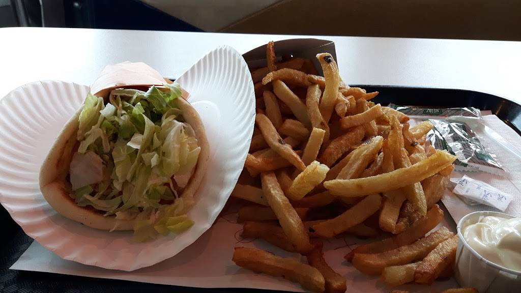 La Belle Province | restaurant | 5679 Boulevard Jean-XXIII, Trois-Rivières, QC G8Z 4B4, Canada | 8193788000 OR +1 819-378-8000