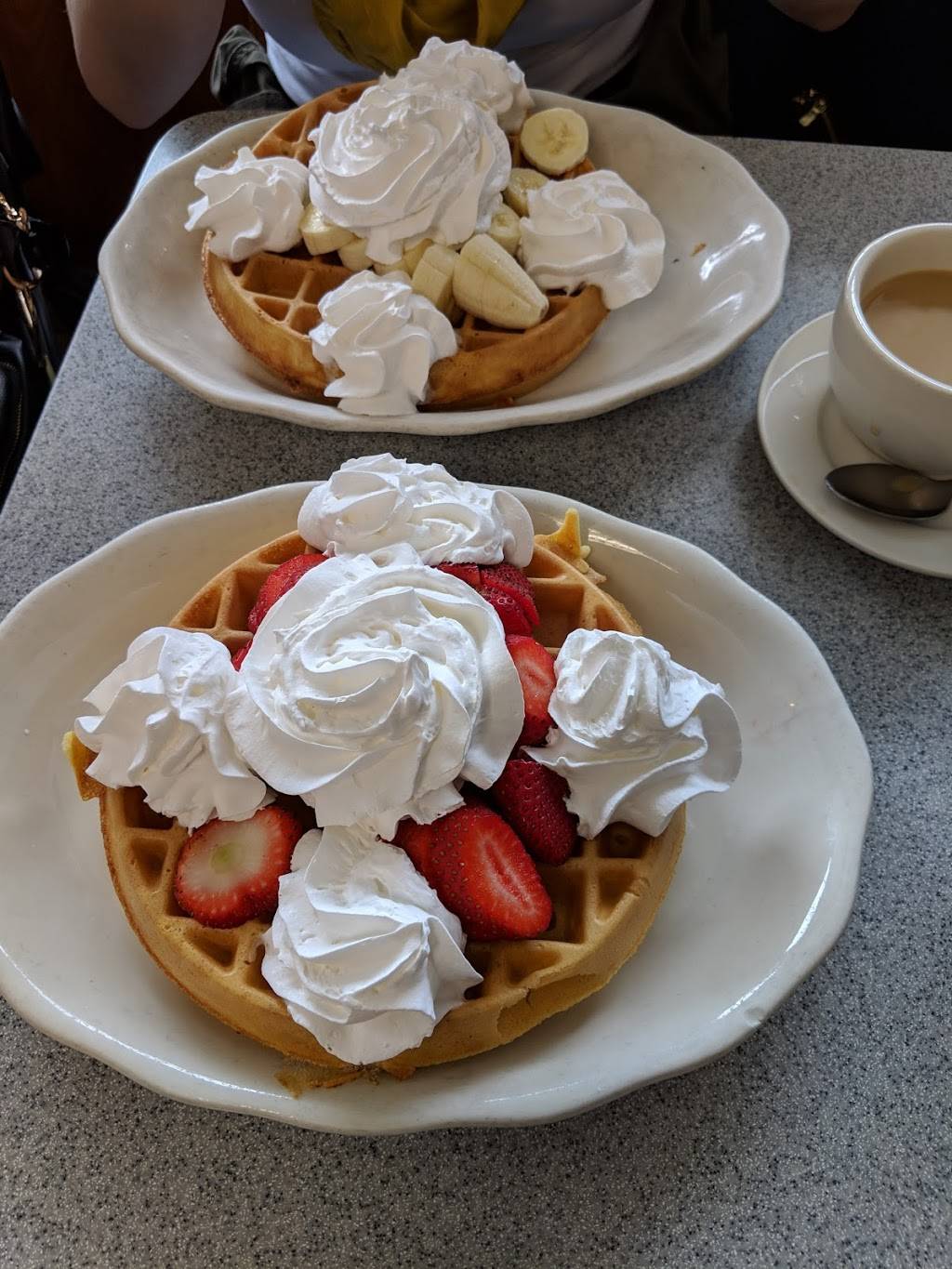 Academy | restaurant | 69 Lafayette Ave, Brooklyn, NY 11217, USA | 7182379326 OR +1 718-237-9326