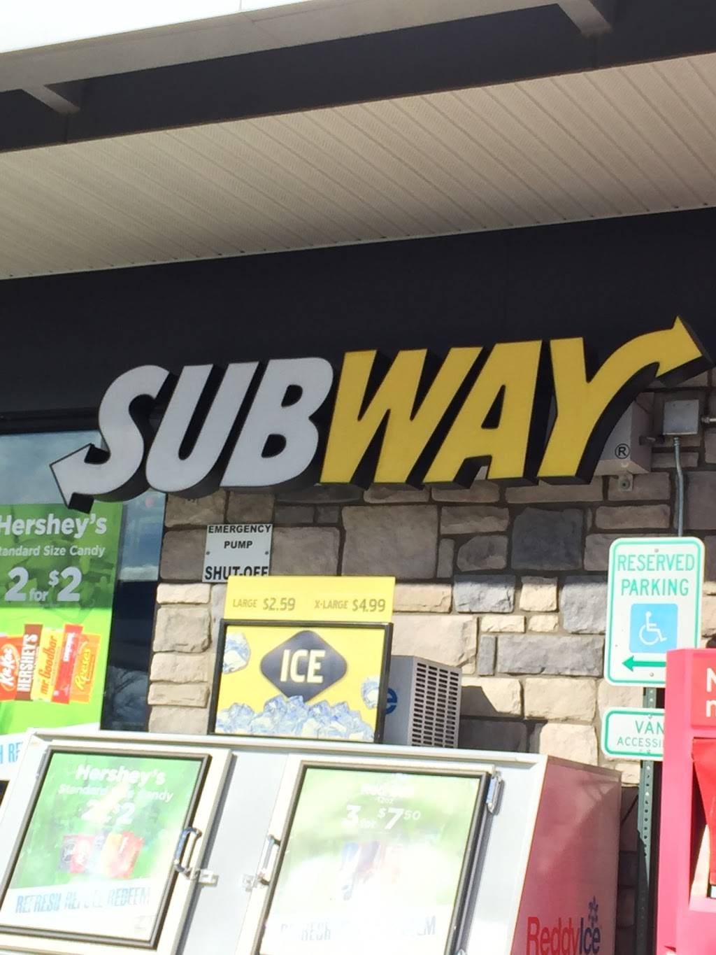 Subway | meal takeaway | 67 Center Ct Drive, Johnstown, CO 80534, USA | 9705322154 OR +1 970-532-2154