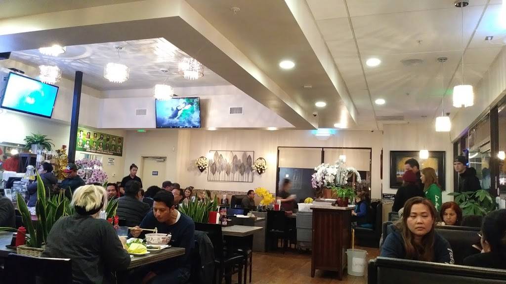 Pho Le | restaurant | 12625 Frederick St k6, Moreno Valley, CA 92553, USA | 9514720430 OR +1 951-472-0430