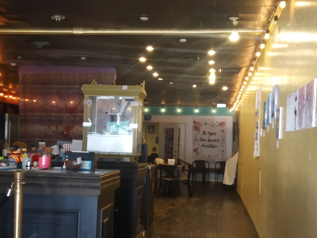 Plant | restaurant | 121 W Broadway Ave, Fairfield, IA 52556, USA | 6412091842 OR +1 641-209-1842