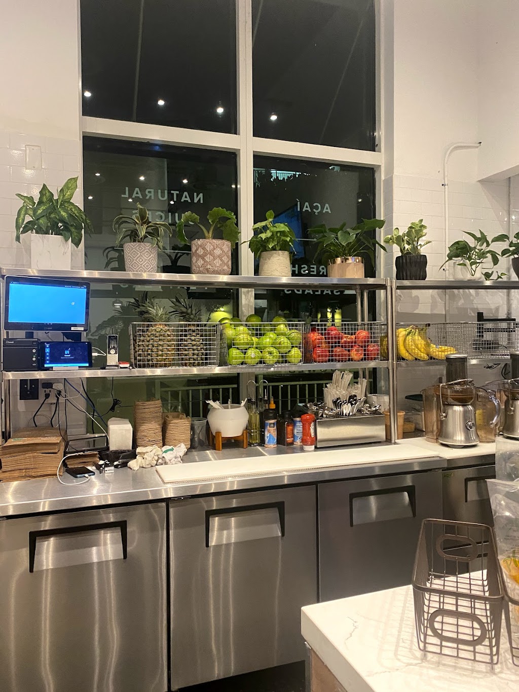 Carrot Express Dadeland | restaurant | 8880 SW 72nd Pl, Kendall, FL 33156, USA | 7862061060 OR +1 786-206-1060