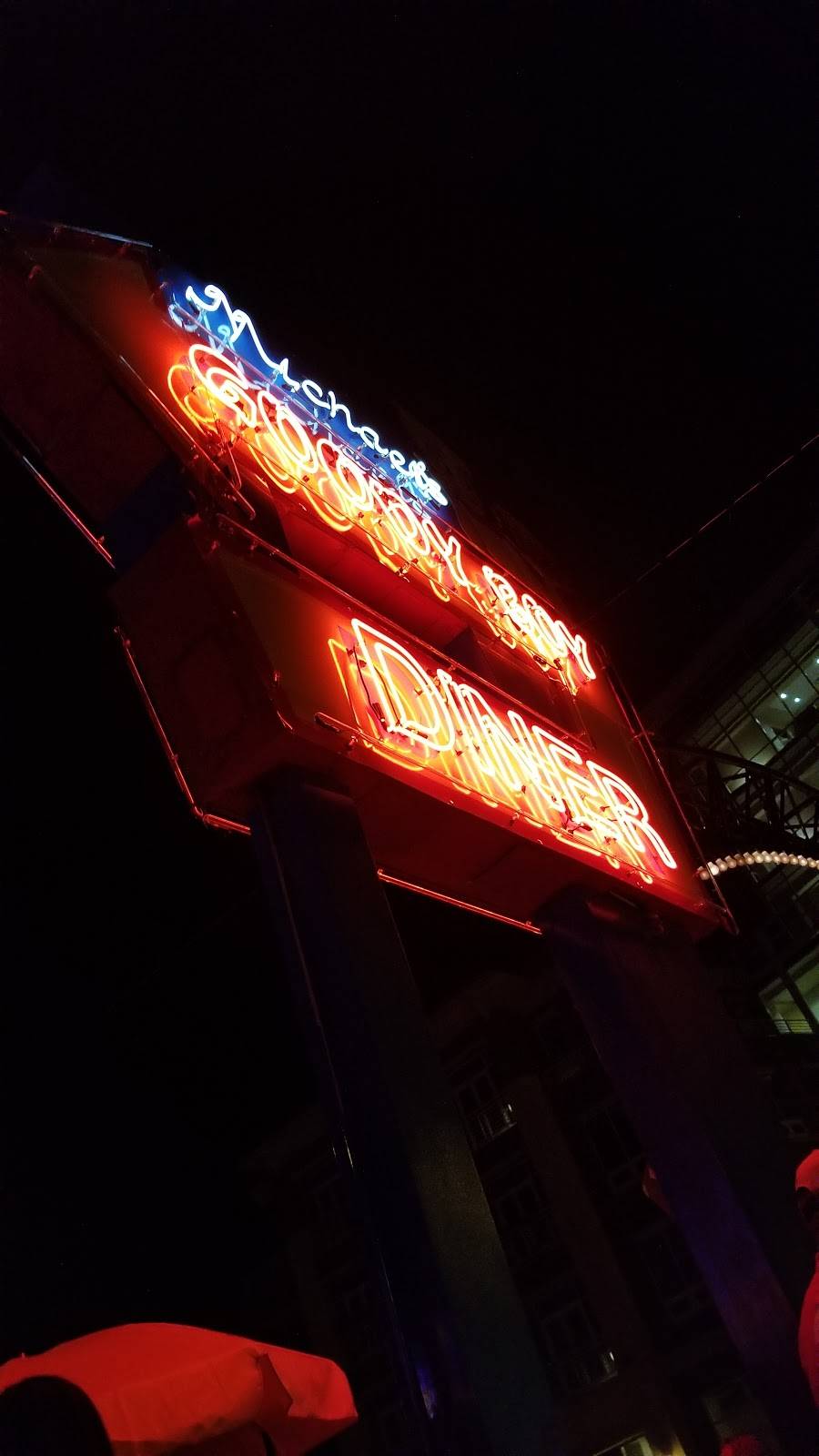 Goody Boy Diner and Dive | restaurant | 1144 N High St, Columbus, OH 43201, USA | 6144002317 OR +1 614-400-2317