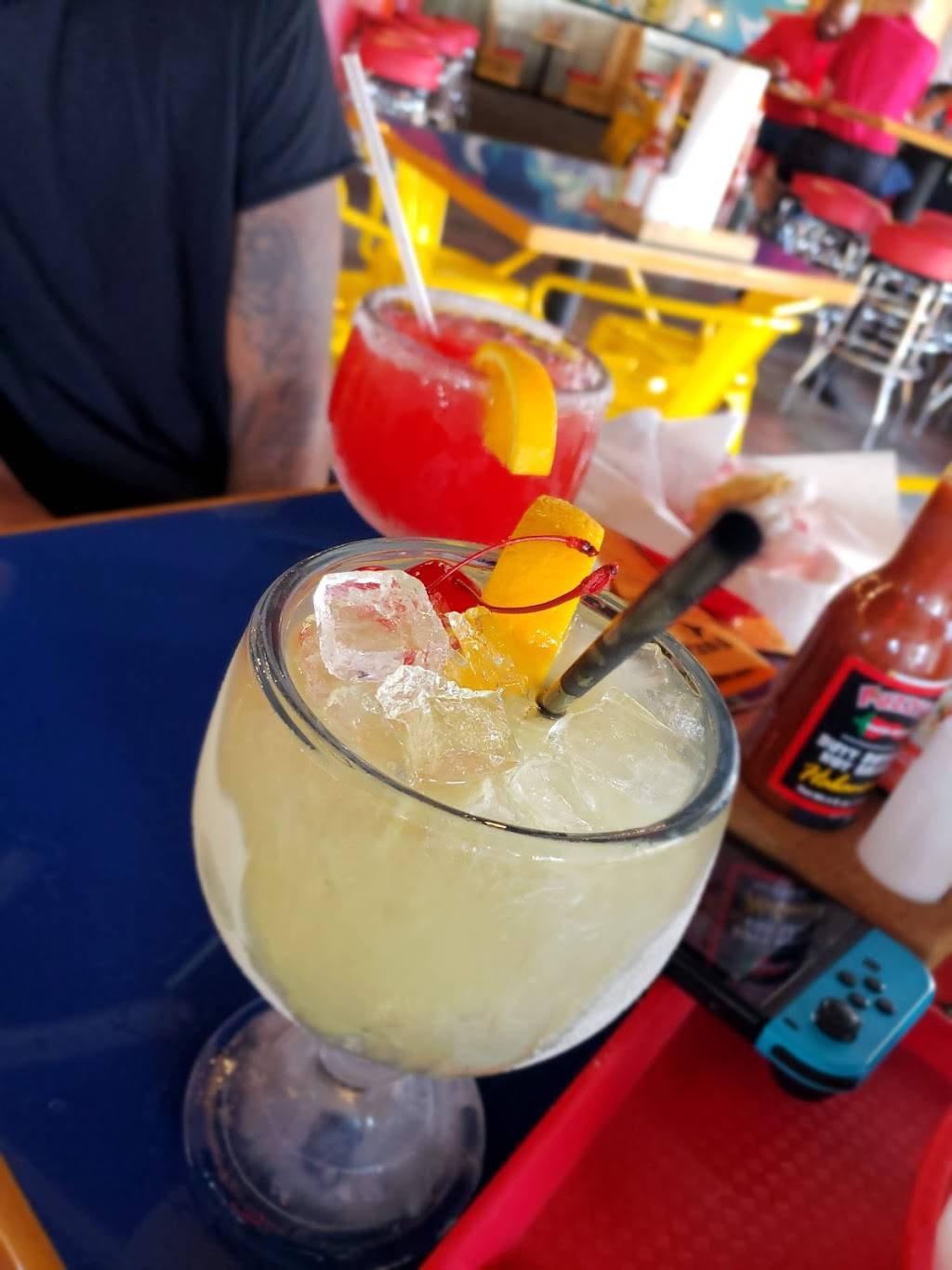 Fuzzys Taco Shop | restaurant | 5621 E. Fowler Avenue Units 201-207, Tampa, FL 33617, USA | 8136445281 OR +1 813-644-5281