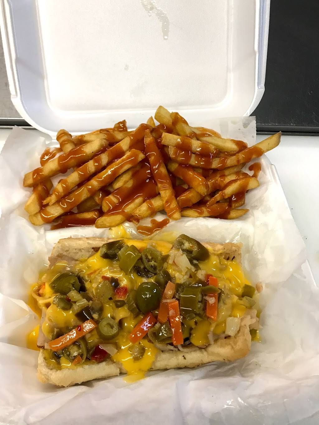 J&E Steak Hoagies sweets | restaurant | 1819 Sibley Blvd, Calumet City, IL 60409, USA | 7089337437 OR +1 708-933-7437