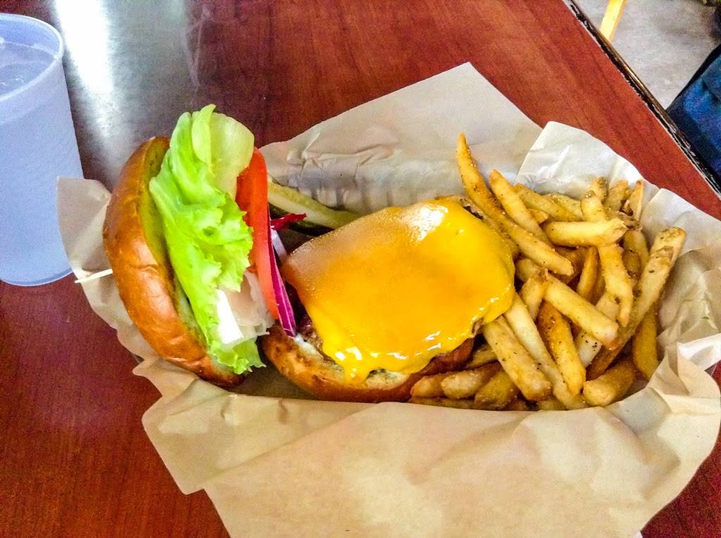 Anthill Pub & Grille | restaurant | 215 Pereira Dr, Irvine, CA 92697, USA | 9498243050 OR +1 949-824-3050