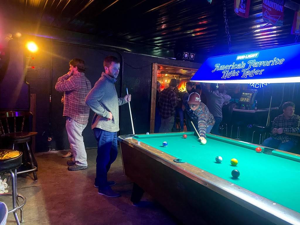 Dew Drop In Grocery | meal takeaway | 125 Cypress Rd, Buchanan, TN 38222, USA | 7312328300 OR +1 731-232-8300