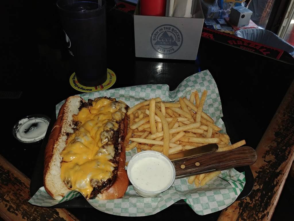 Luckys | restaurant | 1140 Bagnell Dam Blvd, Lake Ozark, MO 65049, USA | 5739646550 OR +1 573-964-6550