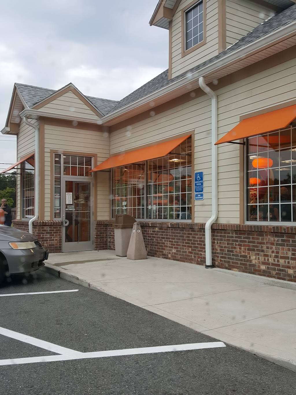 Dunkin | bakery | 389 Main St, Agawam, MA 01001, USA | 4137864828 OR +1 413-786-4828